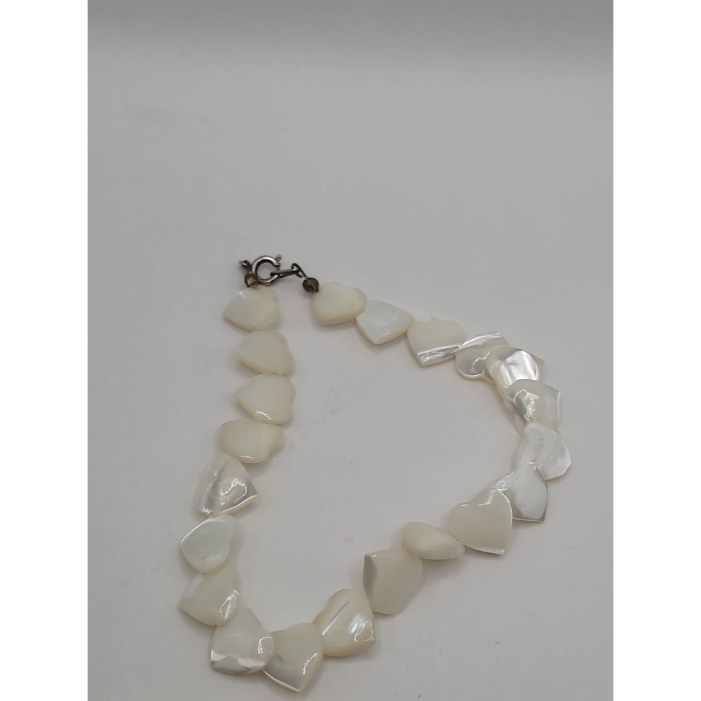 White Iridescent Mother of Pearl Shell Chip Beaded Bracelet Jewelry